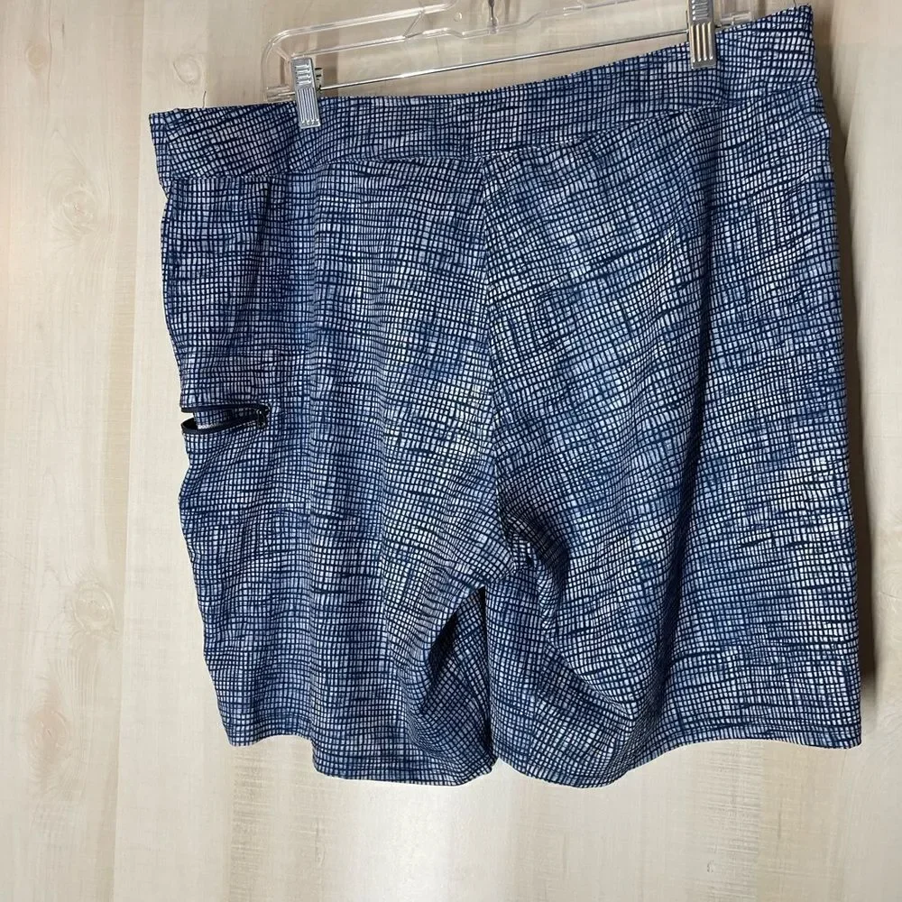 The North Face blue white swim trunks board short, size 36‎